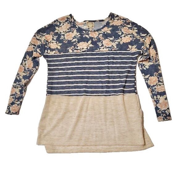 Truself Tops - Truself Long Sleeve Women's Top M 42 Tan Navy Pink Roses Stripe